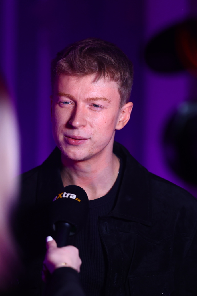 FOTO: Adam Mišík při rozhovoru pro eXtra.cz. – stránka 8