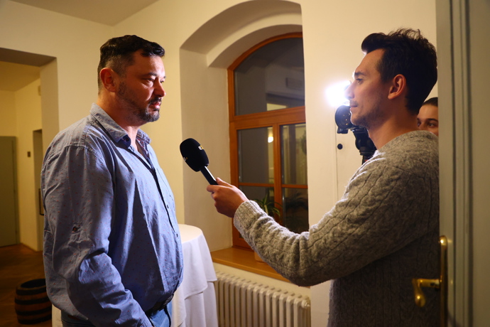 FOTO: V exkluzivním rozhovoru se oblíbený sportovec rozpovídal i o finančních podmínkách parasportu. – stránka 3