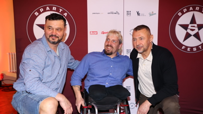 FOTO: Otevřeně přiznává, že srovnávat výdělky s klasickými profesionály je zatím naprostá utopie.