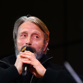 Dánský herec Mad Mikkelsen na Comic-Conu.