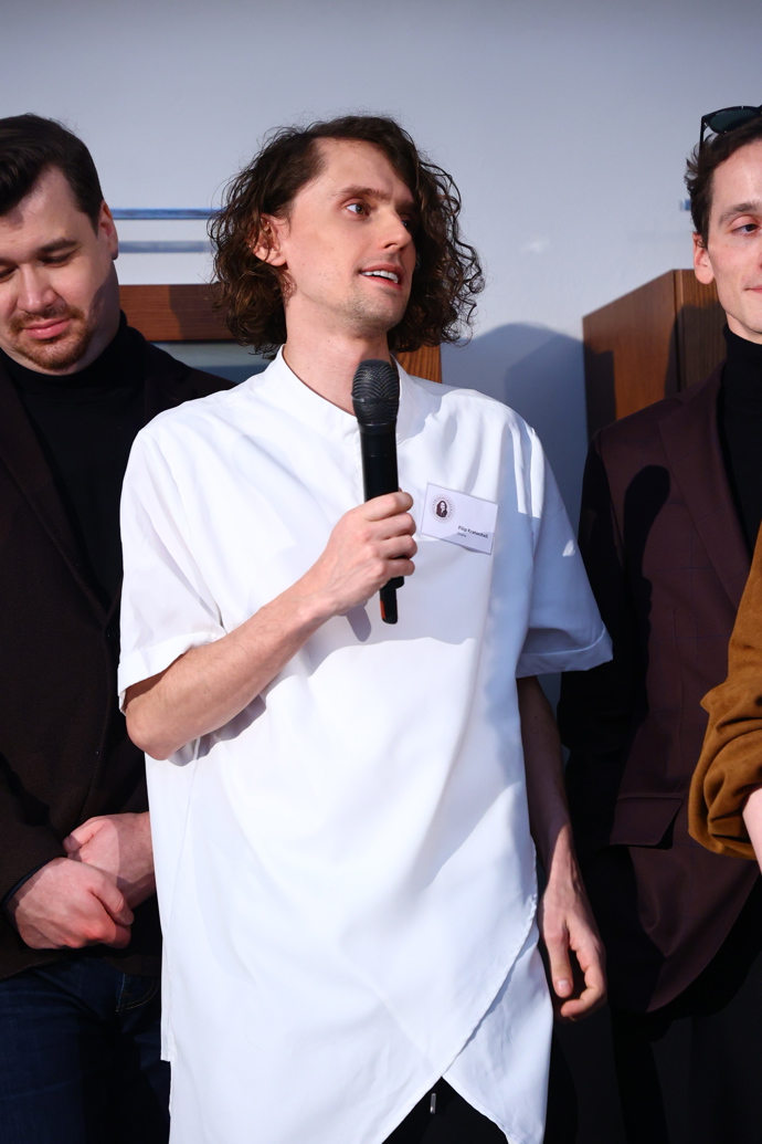 FOTO: Filip Kratochvíl hodně dospěl. – stránka 18