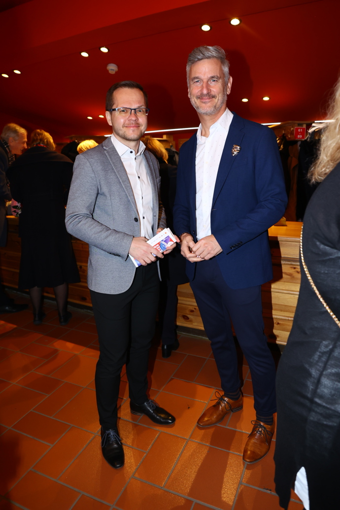 FOTO: Lumír Olšovský zavzpomínal na školní léta. – stránka 1