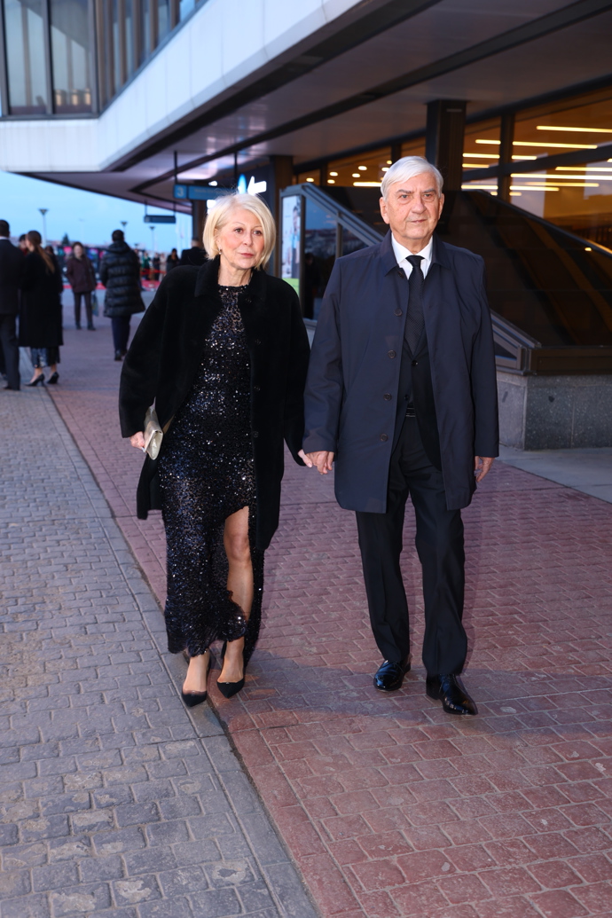 FOTO: Miroslav Donutil s manželkou Zuzanou. – stránka 2