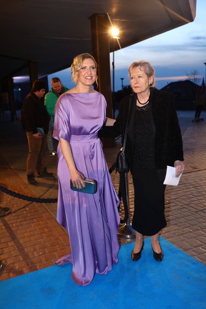 FOTO: Hana Třeštíková s maminkou Helenou. – stránka 4