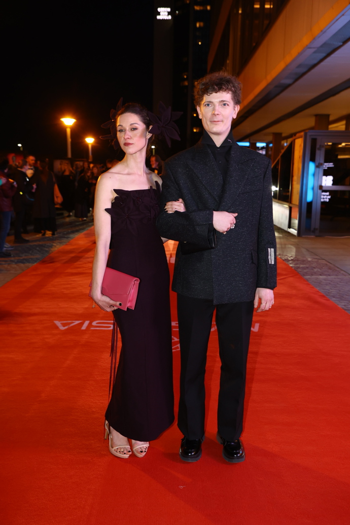 FOTO: Petr Uhlík s partnerkou na Českém lvu. – stránka 382