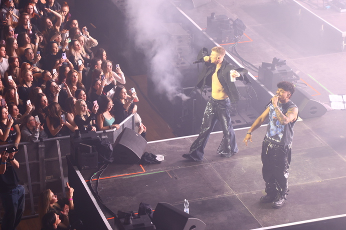 FOTO: Adam Mišík a Ben Cristovao. – stránka 4