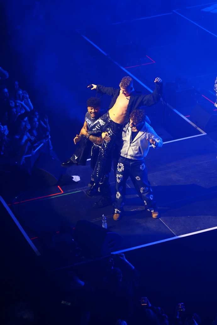 FOTO: Adam společně se svými kolegy z branže a kamarády Benem Cristovao a Sofianem Mejdmejdem. – stránka 3