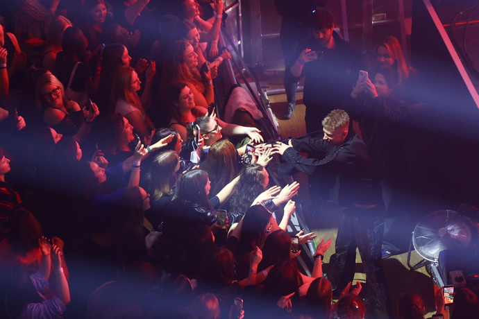 FOTO: Fanynky byly jako šílené.