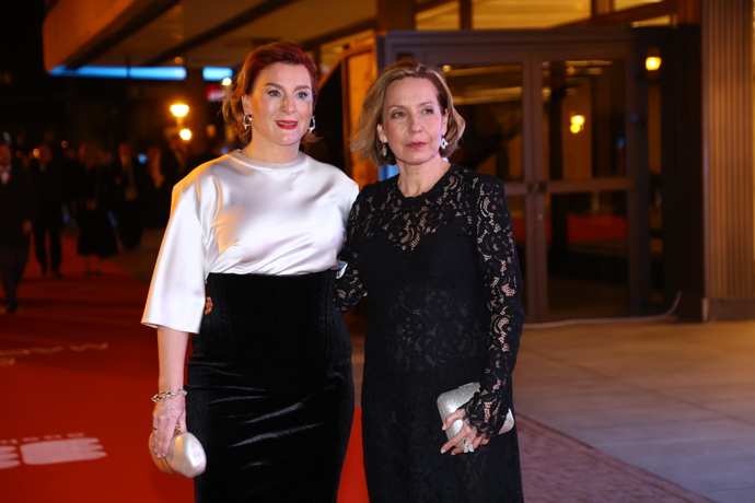 FOTO: Lenka Krobotová vsadila na černobílou kombinaci.