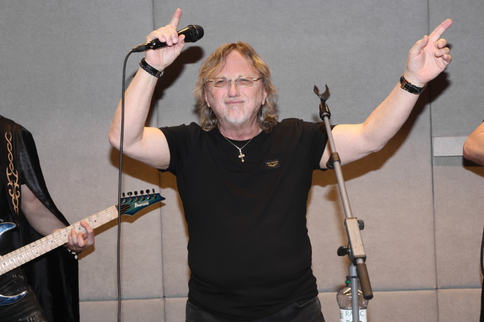 FOTO: Dalibor Janda měl dobrou náladu. – stránka 2