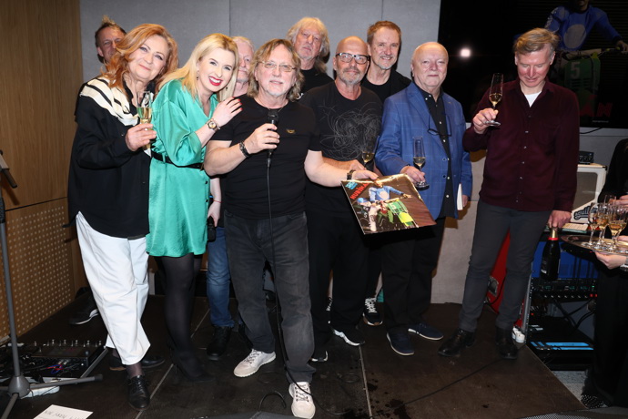 FOTO: Dalibor Janda měl svůj velký den. – stránka 9