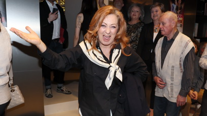 FOTO: Simona Stašová dorazila v dobré náladě.