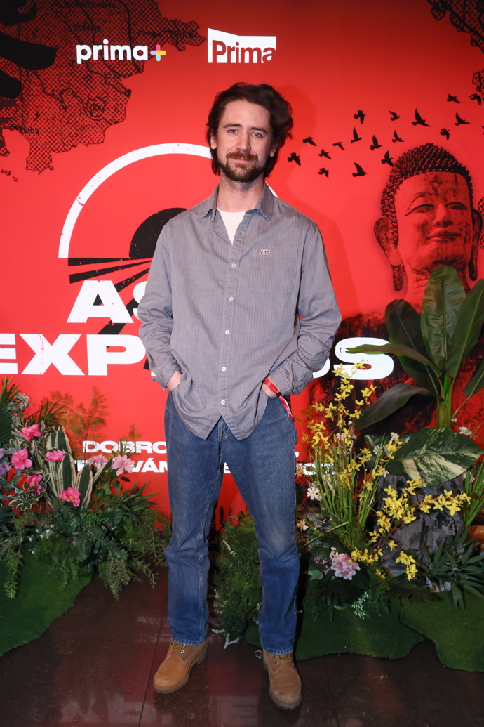 FOTO: Jan Komínek s vousy. – stránka 1