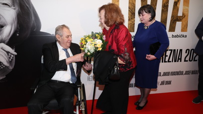 FOTO: Miloš Zeman s Livii Klausovou.