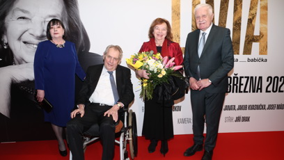 FOTO: Miloš Zeman se ženou a Václav Klaus se svou ženou.