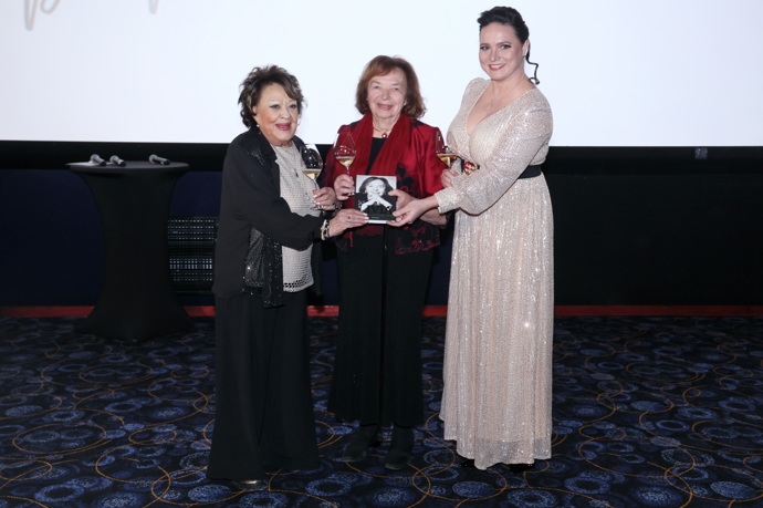 FOTO: Jiřina Bohdalová si slavnostní premiéru filmu Livia nenechala ujít.
