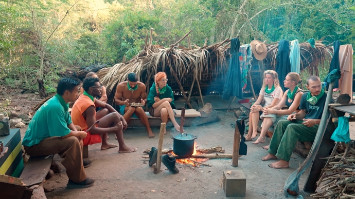 FOTO: První ráno v kmeni Hrdinů v novém složení. – stránka 4