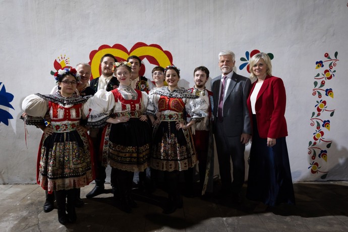 FOTO: Petr Pavel s manželkou odcestoval na oficiální návštěvu Argentiny. – stránka 4
