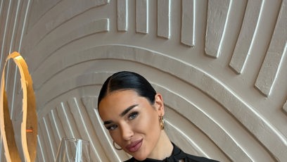 FOTO: Brunetka miluje dobré jídlo.