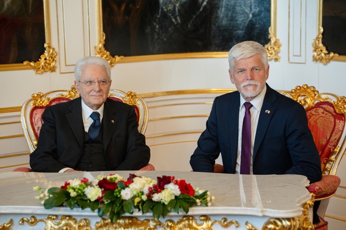 FOTO: Prezident Petr Pavel a italský prezident Sergio Mattarella. – stránka 17