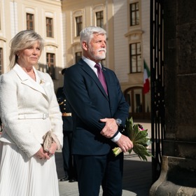 Prezident Petr Pavel s první dámou Evou Pavlovou vypadali skvěle.