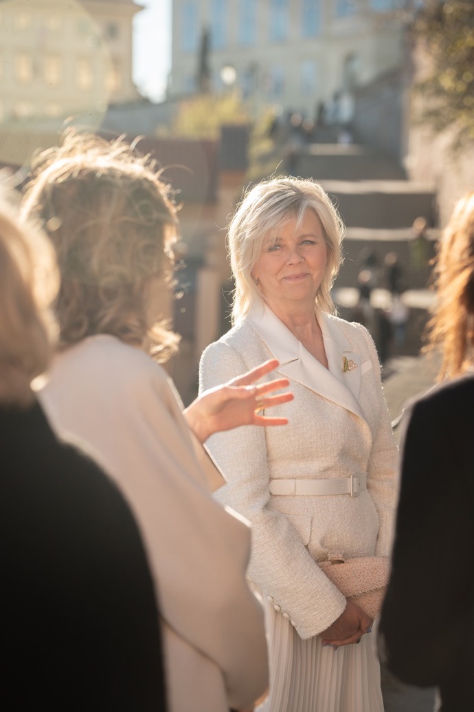 FOTO: Elegantní první dáma Eva Pavlová. – stránka 14