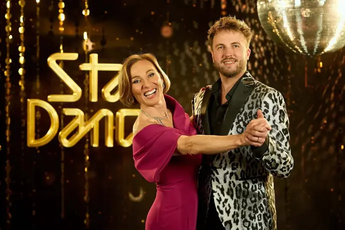 FOTO: Hanka Dvorská a Michal Kurtiš. – stránka 46