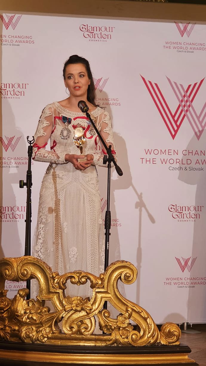 FOTO: Lilia Khousnoutdinova získala prestižní ocenění Women Changing the World Awards. – stránka 1