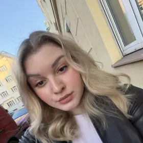 Nikola Pařízková pracuje jako sestřička na dětské neurologii. 