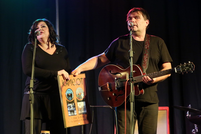 FOTO: Roman Horký a kapela Kamelot. – stránka 2