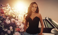 Charlotte vydává nový singl. 