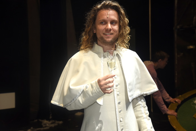 FOTO: Tomáš Löbl podstoupil operaci. – stránka 5