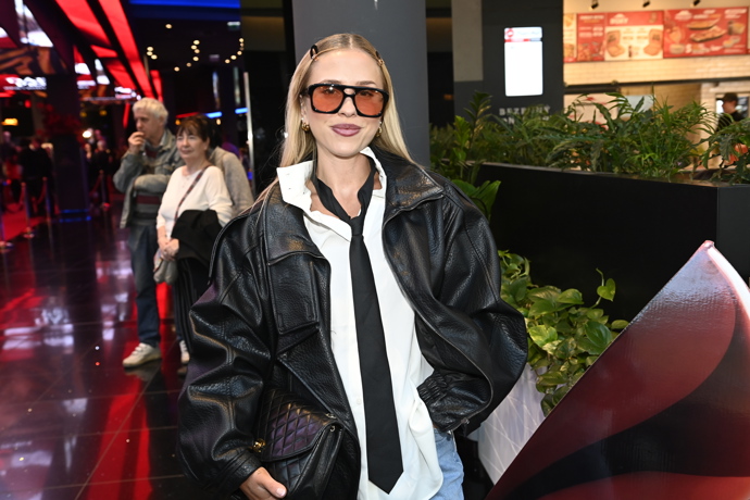 FOTO: Mariana Prachařová dorazila v džínách. – stránka 1