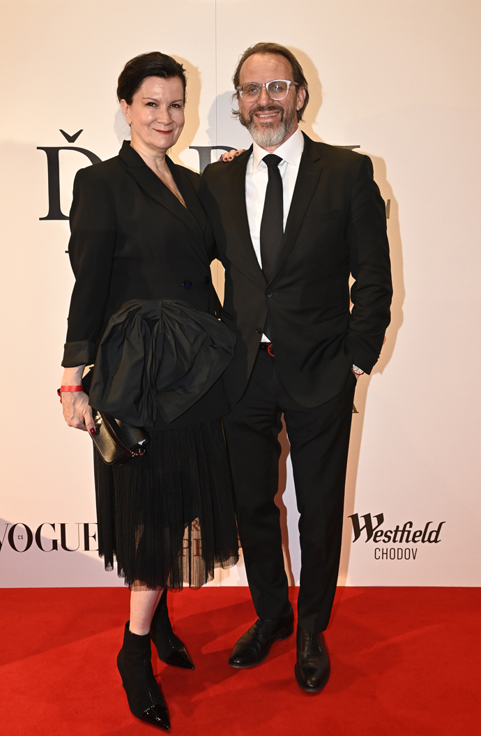 FOTO: Návrhářka Tatiana Kovaříková na premiéře Ďábel nosí Pradu 2. – stránka 38