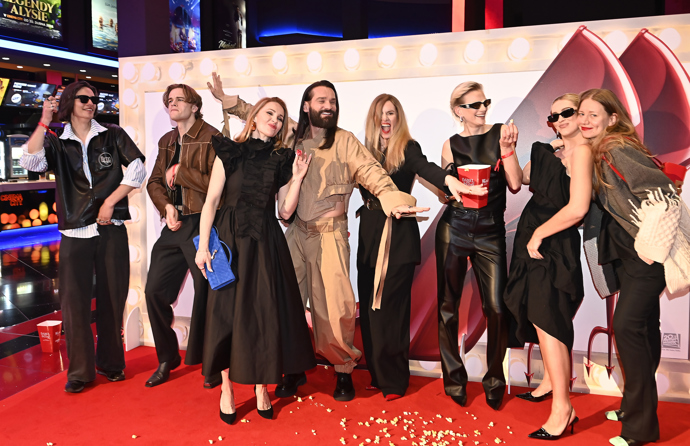 FOTO: Slavnostní premiéra filmu Ďábel nosí Pradu 2. – stránka 15