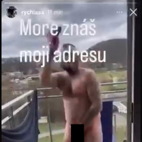 Leo Beránek zcela nahý tancoval na písničku od Ektora s názvem Pull Up.