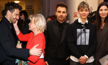 Rodinné shledání na premiéře Leoše Mareše. 