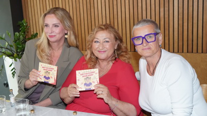 FOTO: Bela Schenková vpravo.