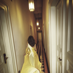 Charlotte Gott v novém editorialu pro ELLE.