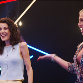 Z jejích velmi peprných a otevřených komentářů šla do kolen i samotná Monika Timková.