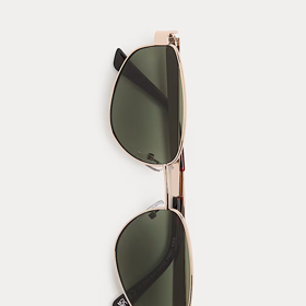 Šikmé sluneční brýle s kovovým rámem, Marks&Spencer, 399 Kč