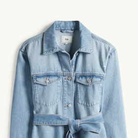 Džínová bunda s páskem, C&A, 998 Kč