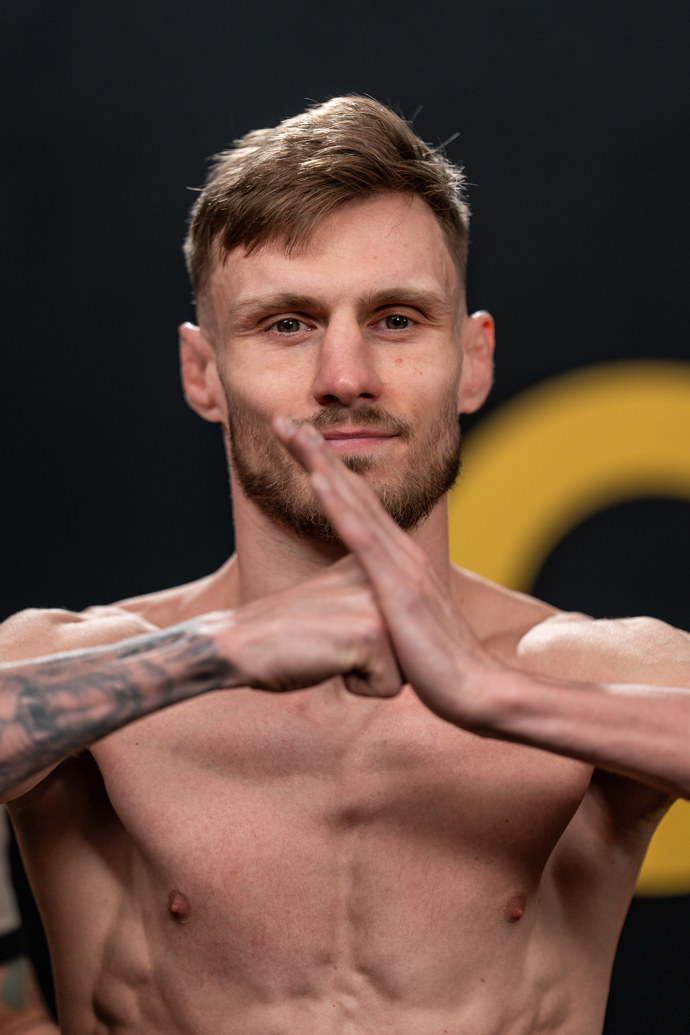 FOTO: Své nesporné kvality jede k sousedům potvrdit i další český zástupce Lukáš Chotěnovský. – stránka 3