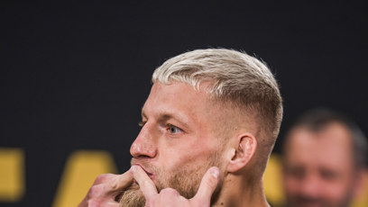 FOTO: Radek Roušal na vážení a staredownu.