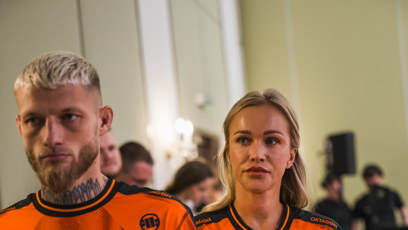 FOTO: Radek Roušal a Nela Slováková na vážení.