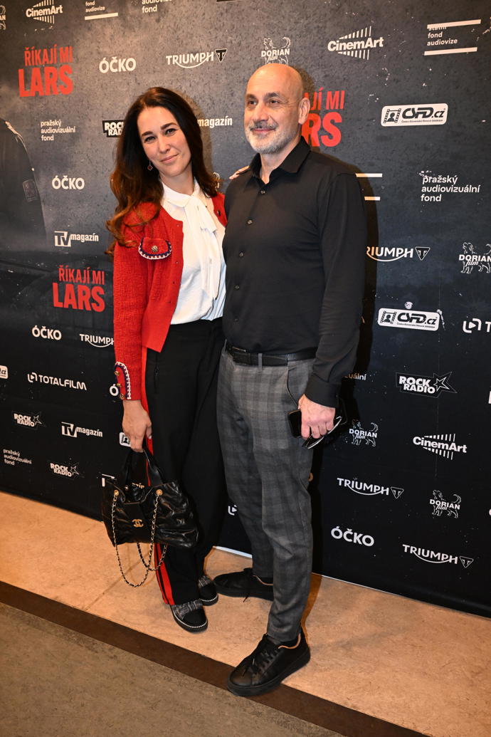 FOTO: Dorazilo mnoho známých osobností. – stránka 18