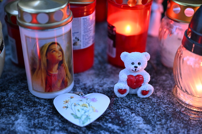 FOTO: Hrobeček Aničky Slováčkové na Vinohradském hřbitově. – stránka 8