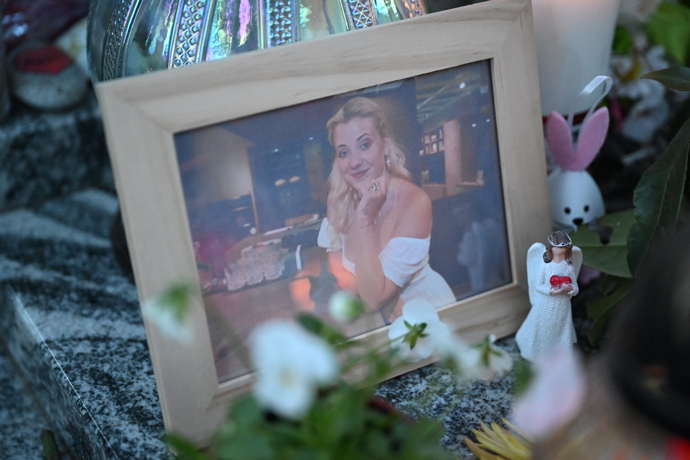 FOTO: Hrobeček Aničky Slováčkové na Vinohradském hřbitově. – stránka 7