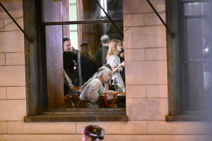 FOTO: Aňa Geislerová slavila narozeniny. – stránka 131