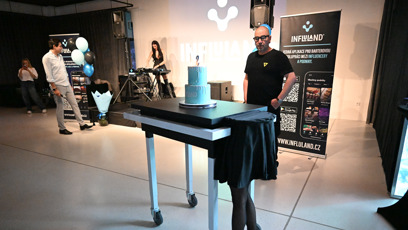 FOTO: Marie Rosecká si zahrála na kouzelnici.